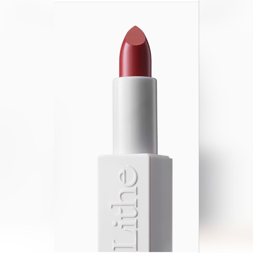 Lithe Beauty Nourish & Glow Lipstick Peony W/ Magnetic Closure NIB